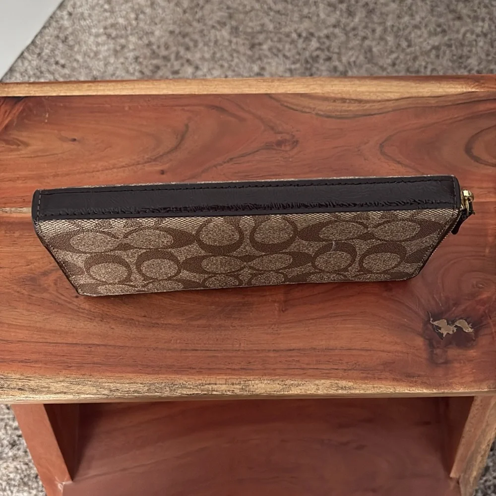 Coach Brown Zip Wallet - Picture 4 of 5